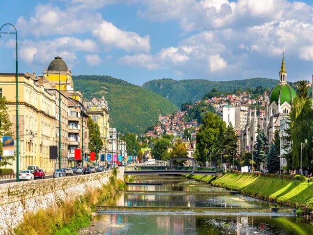 İzmir Çıkışlı Vizesiz Uçaklı Balkan Masalı Turu