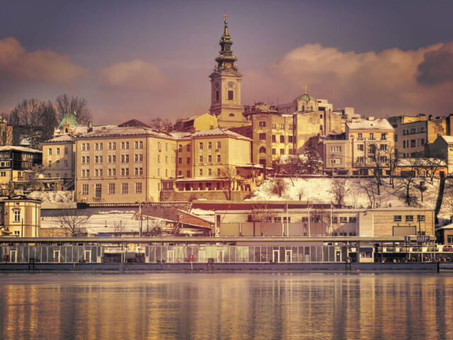 İzmir Çıkışlı Vizesiz Uçaklı Balkan Masalı Turu