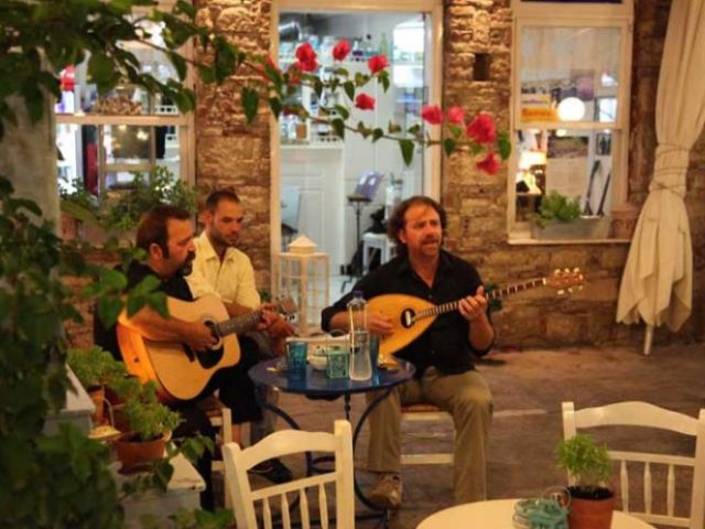 Kuşadası Çıkışlı Türkçe Rehberli Samos Turu-1 Gece - 2 Gün